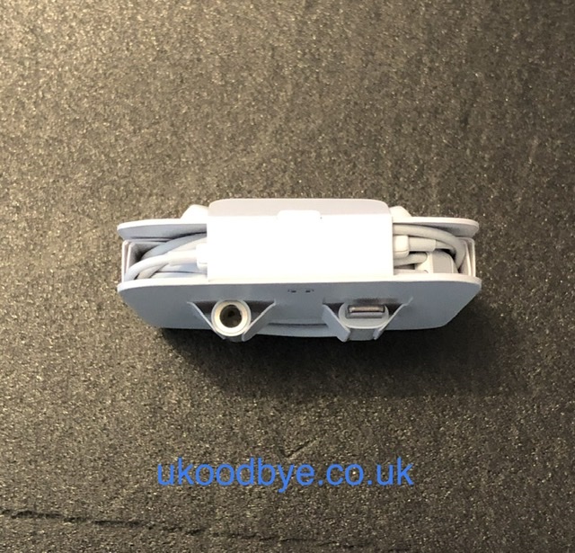 Brand new iPhone XR earphones wired with aux adapter