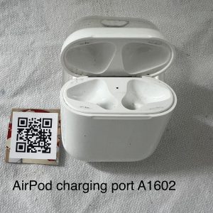 Apple AirPods Charging Case A1602 Apple AirPods Charging Case A1602